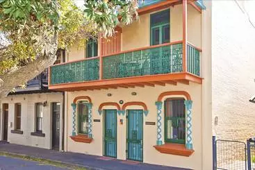 ツーリストアパートメント Newcastle Short Stay Apartments  Alfred Street Terraces