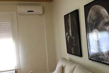 Marais Apartments By Hoom