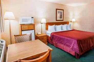 酒店 Quality Inn & Suites Bremerton Near Naval Shipyard