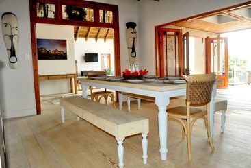 Turistlägenheter Fever Tree Manor