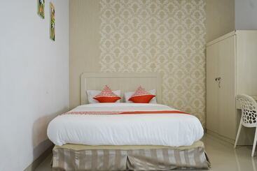酒店 Oyo 1167 Home Sty Residence