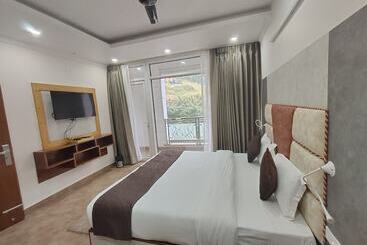 فندق White Pearl