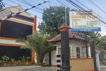 فندق Simpang Tujuh