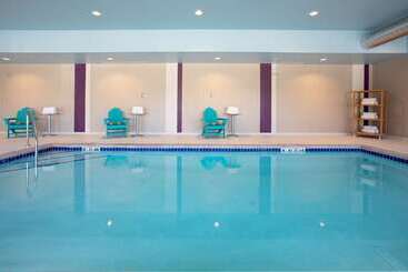 هتل Home2 Suites By Hilton Omaha Un Medical Ctr Area