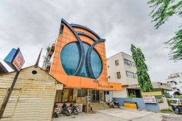 Spot On 40292 Hotel Shangrila Inn