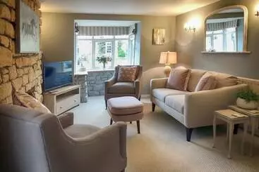 Bed and Breakfast The Lansdowne Cottage
