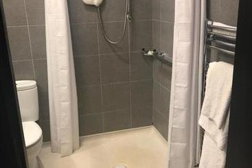 Pensione Aaron Glen Guest House