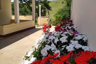 Пансион Recanto Elamar