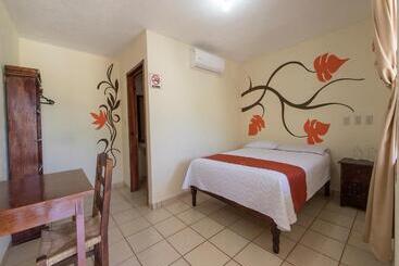 هتل Y Restaurante Villas Del Sol Jalpan