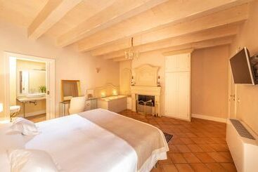 تختخواب و صبحانه Boutique  Lodge & Suites