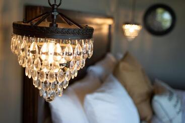 ホテル At The Helm