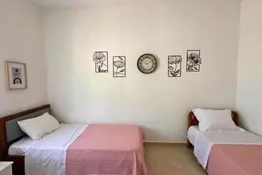 پانسیون Viewtopia House
