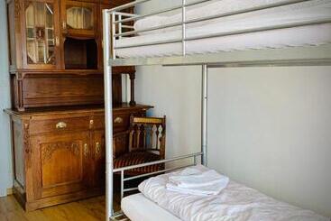 ホテル Weisses Rössli