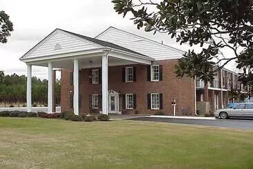 Отель Colony Inn