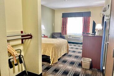 Szálloda Quality Inn & Suites Wisconsin Dells Downtown   Waterparks Area