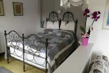 Aamiaismajoitus (B&B) Fattoria Del Pino