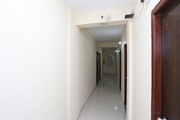 Hotel Capital O 37885 Ekamra Inn