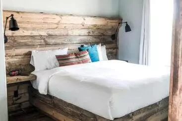 Retkeilymaja Lone Point Cellars