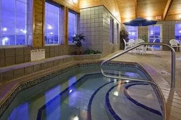 Hotell Paynesville Inn & Suites