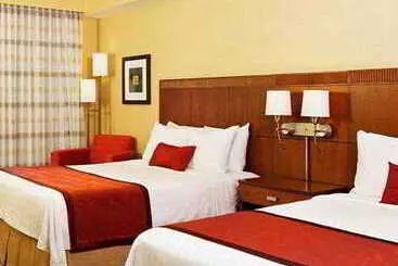 호텔 Sonesta Select Boston Milford