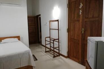 ベッドアンドブレックファースト Air Port 5 Minutes Super Clean Upul