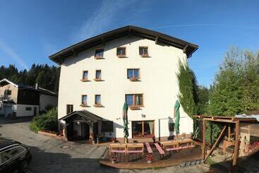 Pension Tyrol