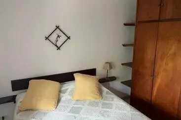 هتل آپارتمان Los Aromos De Valeria