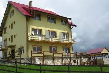 Pensiunea Pui De Urs Sirnea