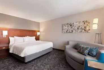 호텔 Courtyard By Marriott Tulsa Central