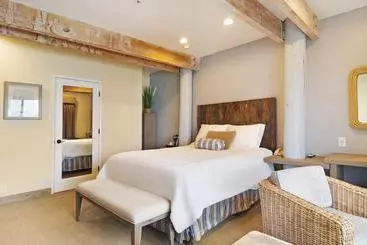 ホテル Cypress Inn On Miramar Beach