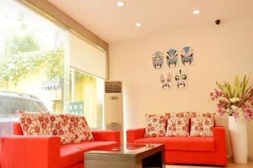 Hotell 7days Premium Chengdu Middle Kehua Road Sichuan University South Gate