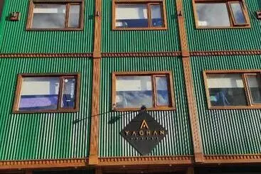 Yaghan Hostel