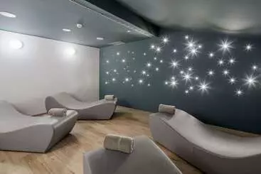 هتل Doubletree By Hilton Trieste