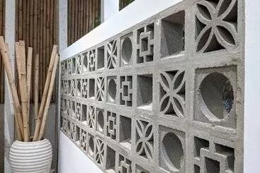 Sarina Hotel & Villa