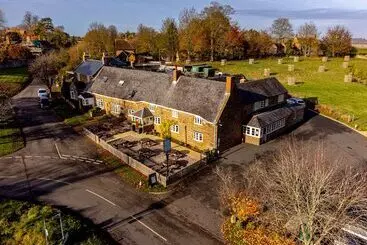 Bed and Breakfast The Red Lion At Hellidon