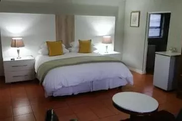 ペンション Gold Crest Guesthouse