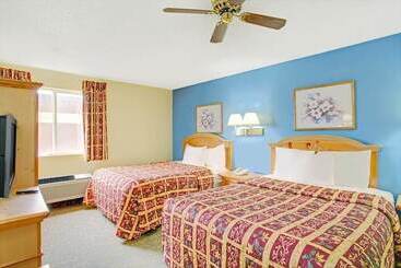 Отель Days Inn By Wyndham Lehi