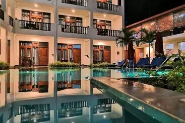 Hotel Randiya Sea View