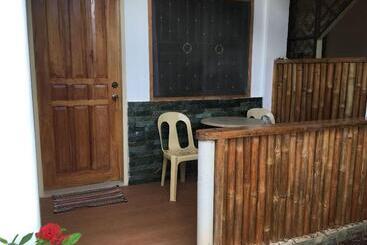 پانسیون John Verhel Homes