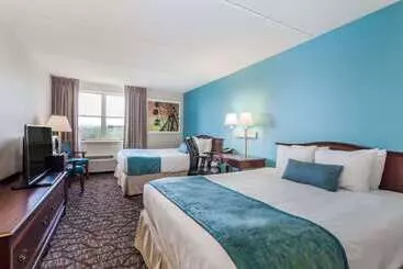 Отель Days Inn By Wyndham Hershey