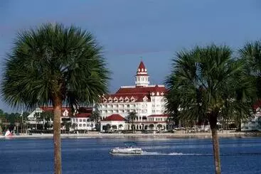 هتل Disney S Grand Floridian Resort & Spa