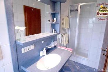 Hotel Gasthof Sonneck