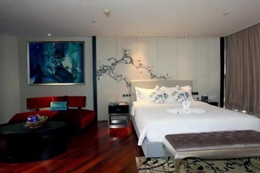 هتل Elite Polink Global