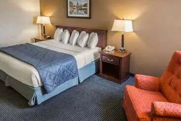 בית מלון כפרי Quality Inn Schaumburg  Chicago Near The Mall