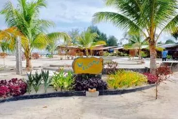 Bed and Breakfast Hello Bintan Beach Cottages