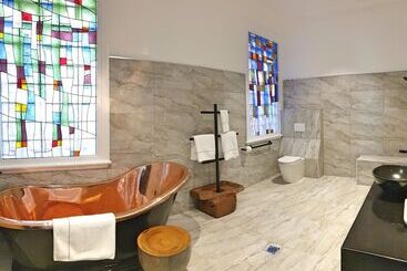 Hotel Circa 1928   Albury