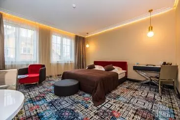 Amsterdam Plaza Hotel & Spa