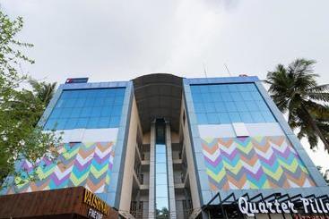 فندق Capital O 41866  Metro Palace