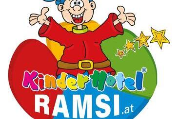 Hotell Ramsi, Mein Familien