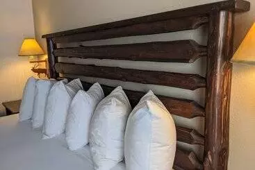 فندق Clubhouse Inn